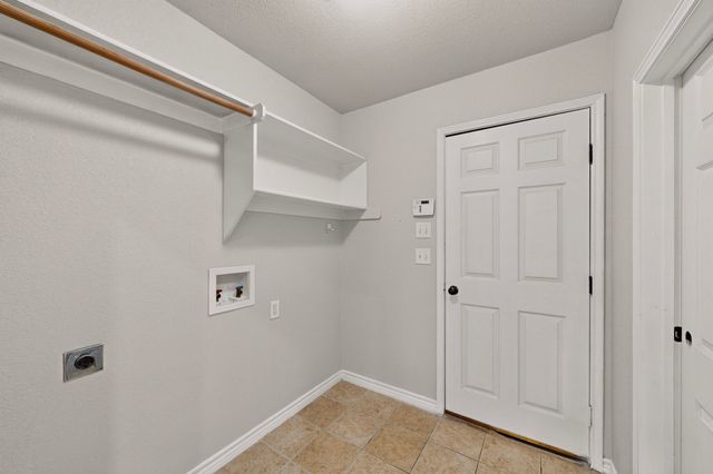 839 Evergreen Lane, Burleson, TX 76028
