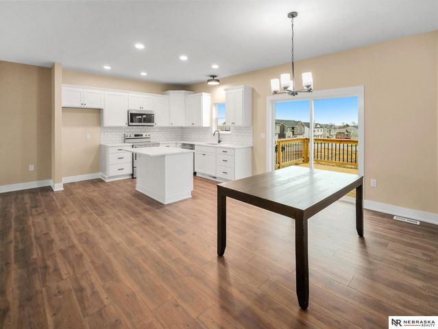 5800 SW Catalina Street, Lincoln, NE 68523