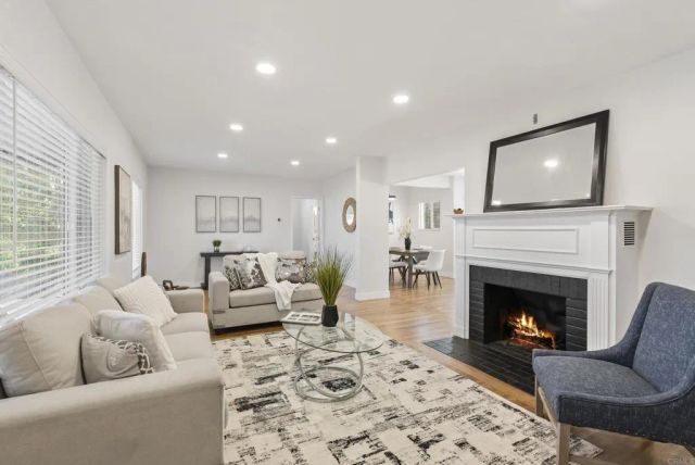 3860 Rogers Rd, Spring Valley, CA 91977