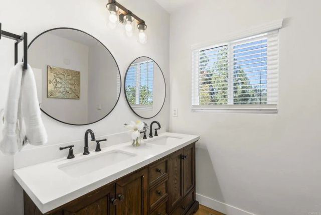3860 Rogers Rd, Spring Valley, CA 91977