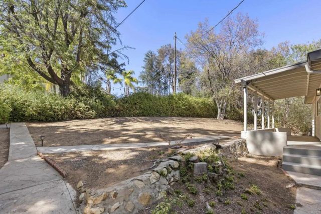 3860 Rogers Rd, Spring Valley, CA 91977