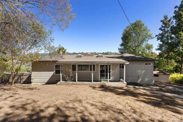 3860 Rogers Rd, Spring Valley, CA 91977