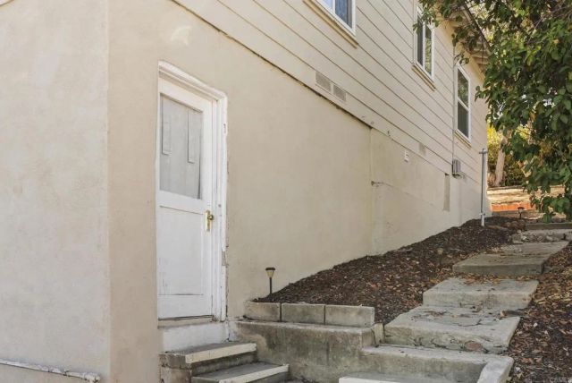 3860 Rogers Rd, Spring Valley, CA 91977