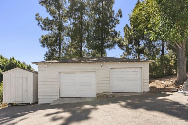 3860 Rogers Rd, Spring Valley, CA 91977
