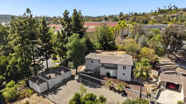 3860 Rogers Rd, Spring Valley, CA 91977