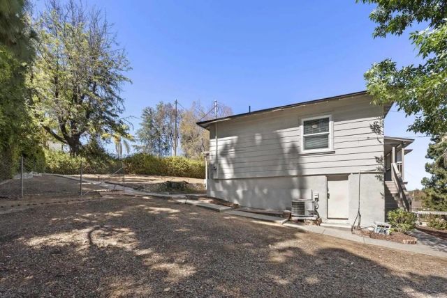 3860 Rogers Rd, Spring Valley, CA 91977