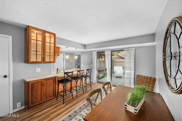 22 Knollwood Drive, Perrysburg, OH 43551