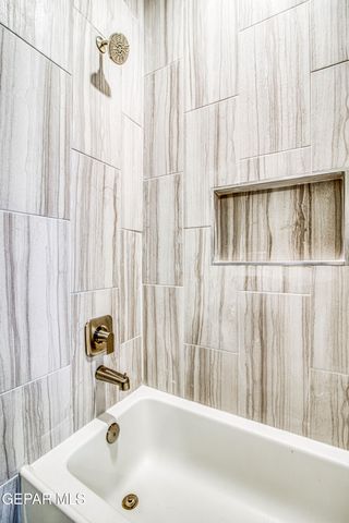 6050 TIN HILL Street, Santa Teresa, NM 88008