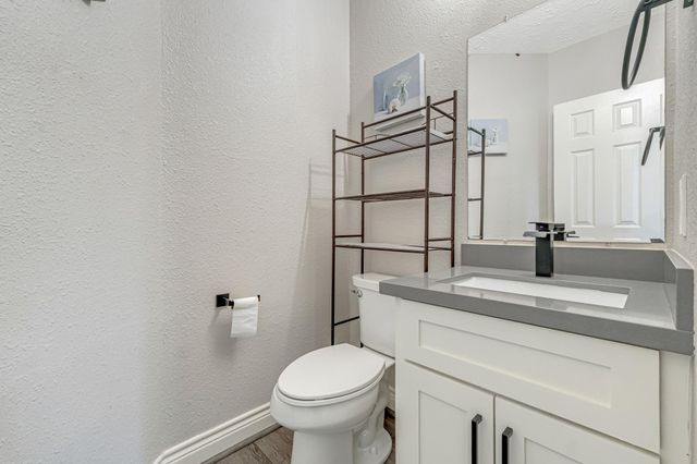 3031 Creek Manor Drive, Houston, TX 77339