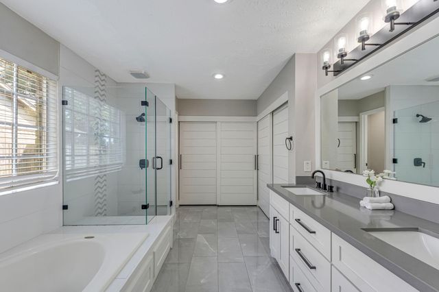 3031 Creek Manor Drive, Houston, TX 77339