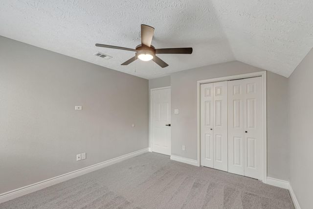 3031 Creek Manor Drive, Houston, TX 77339
