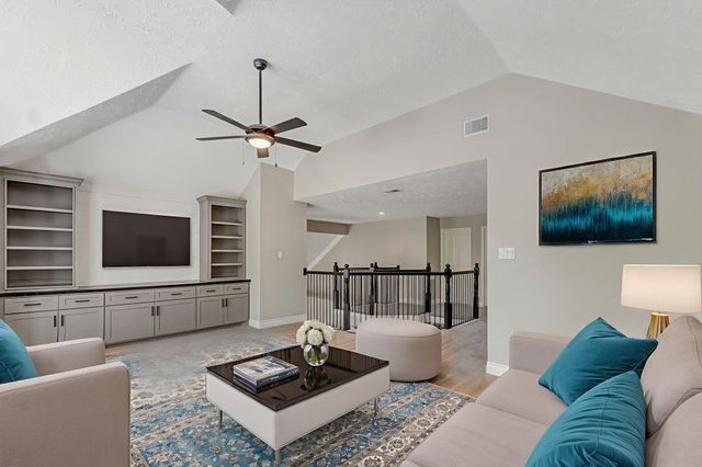 3031 Creek Manor Drive, Houston, TX 77339