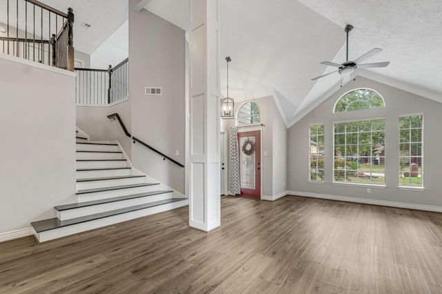 3031 Creek Manor Drive, Houston, TX 77339