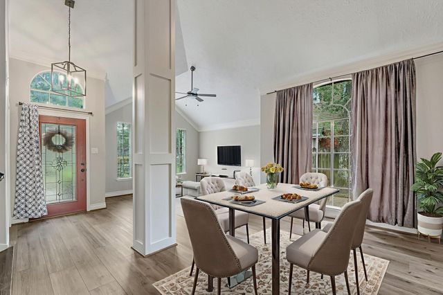 3031 Creek Manor Drive, Houston, TX 77339