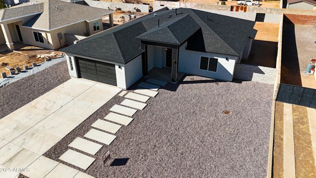 2016 E 13TH Street, Douglas, AZ 85607