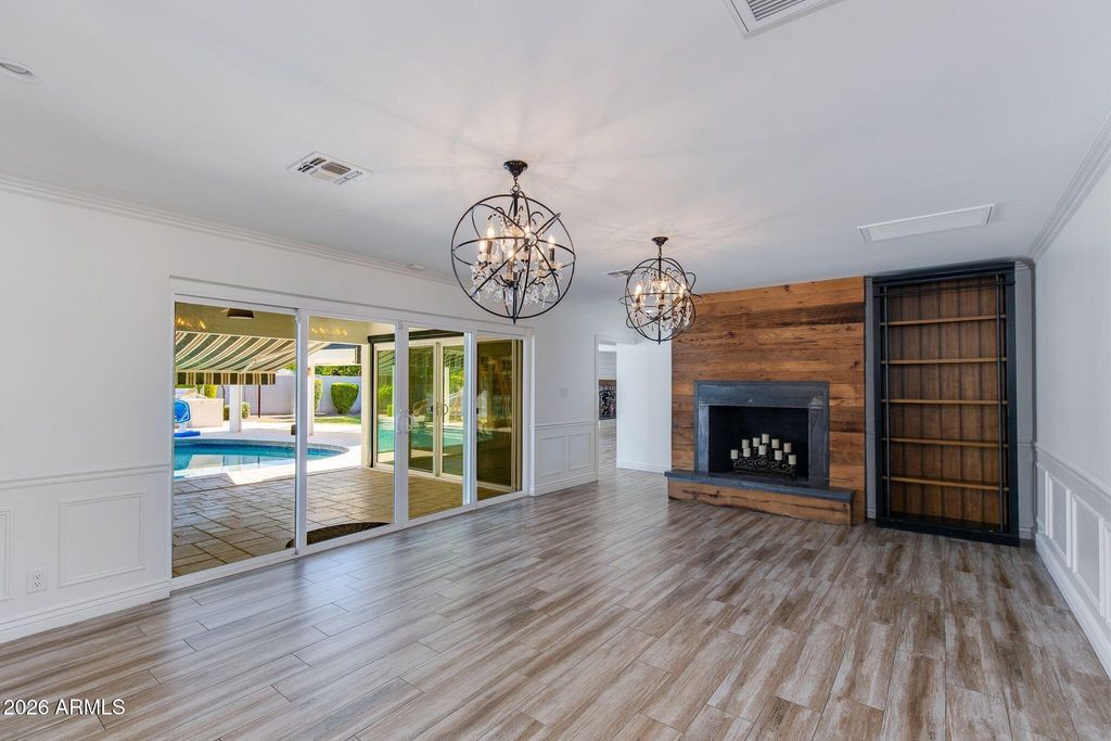 719 W KALER Drive, Phoenix, AZ 85021 — photo 5