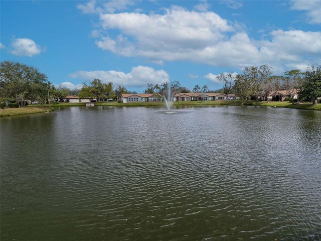 623 OAK HILL CIRCLE 28, Sarasota, FL 34232