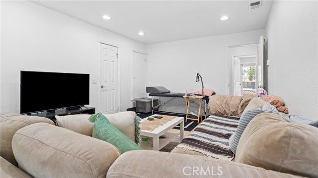 1598 Border Avenue H, Corona, CA 92882