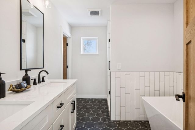 4540 46th Avenue S, Minneapolis, MN 55406