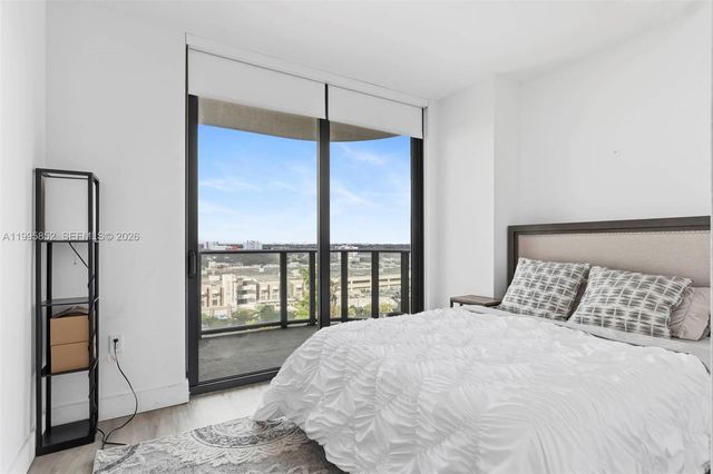 121 NE 34th St 1001, Miami, FL 33137