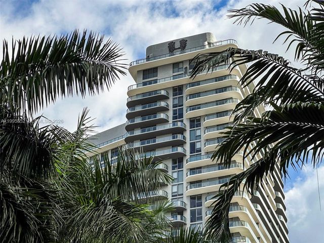 121 NE 34th St 1001, Miami, FL 33137