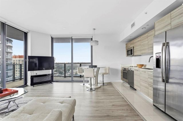 121 NE 34th St 1001, Miami, FL 33137