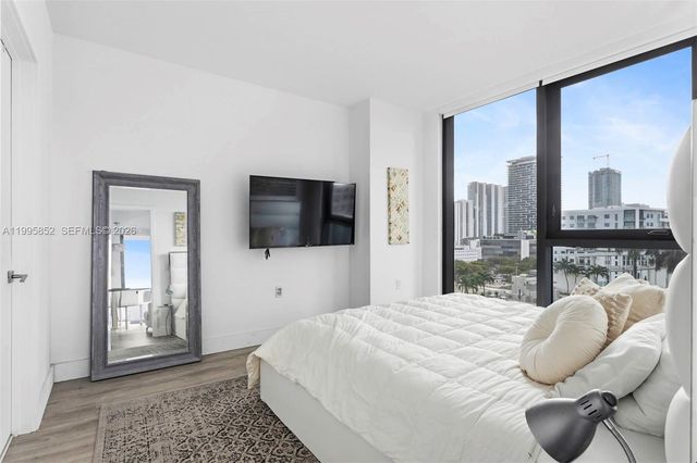 121 NE 34th St 1001, Miami, FL 33137