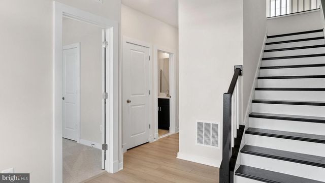 430 GERMANIA ST, Fredericksburg, VA 22401