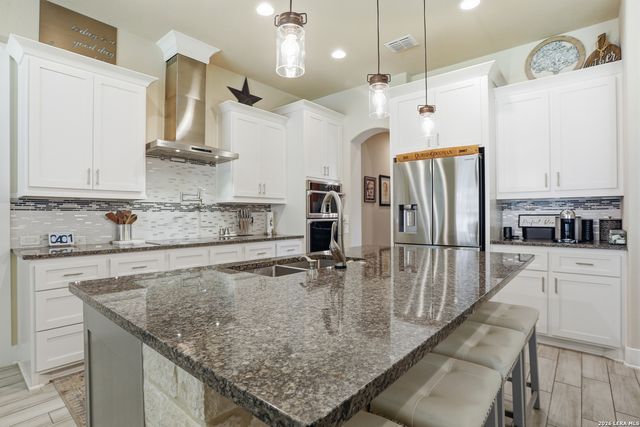 184 Windmill Vly, Spring Branch, TX 78070