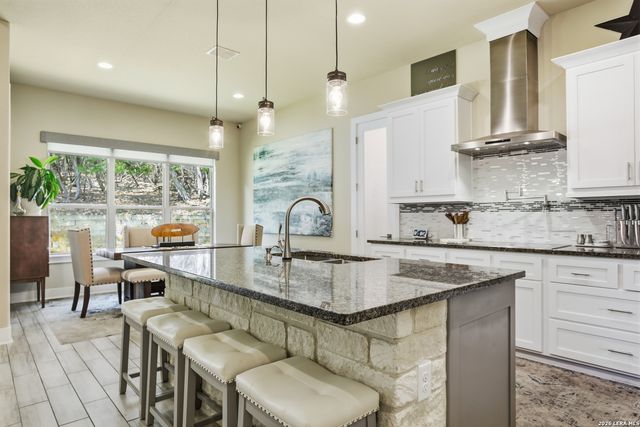 184 Windmill Vly, Spring Branch, TX 78070