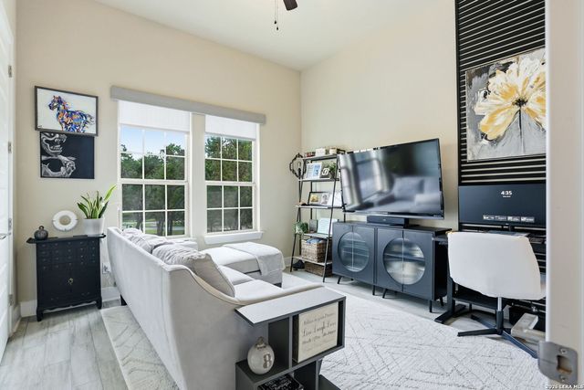 184 Windmill Vly, Spring Branch, TX 78070