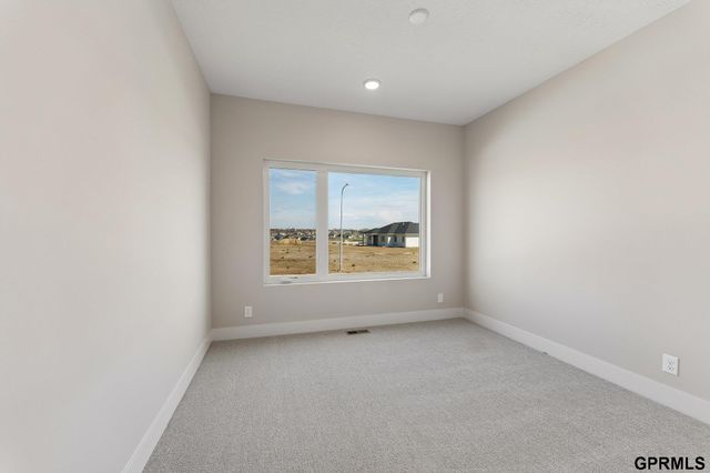 10906 S 222 Street, Gretna, NE 68028