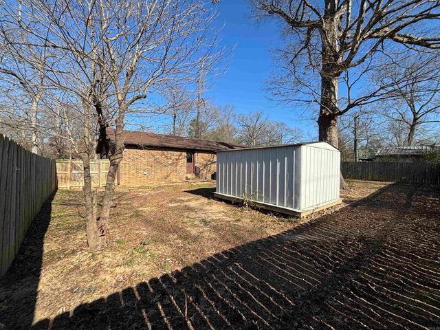 49 Oak Meadows Drive, Cabot, AR 72023