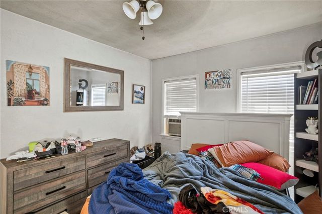 720 E 82nd Street, Los Angeles, CA 90001