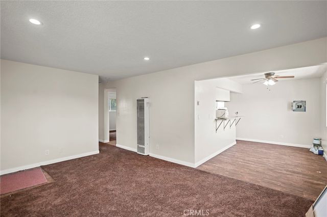 720 E 82nd Street, Los Angeles, CA 90001