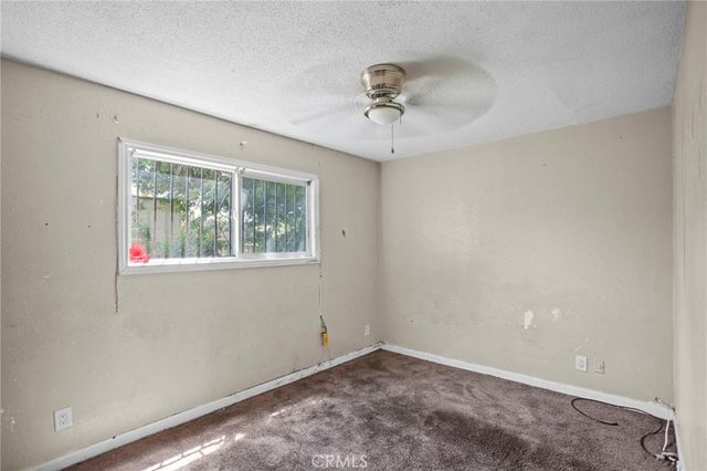 720 E 82nd Street, Los Angeles, CA 90001