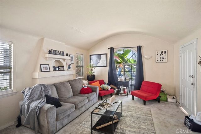 720 E 82nd Street, Los Angeles, CA 90001