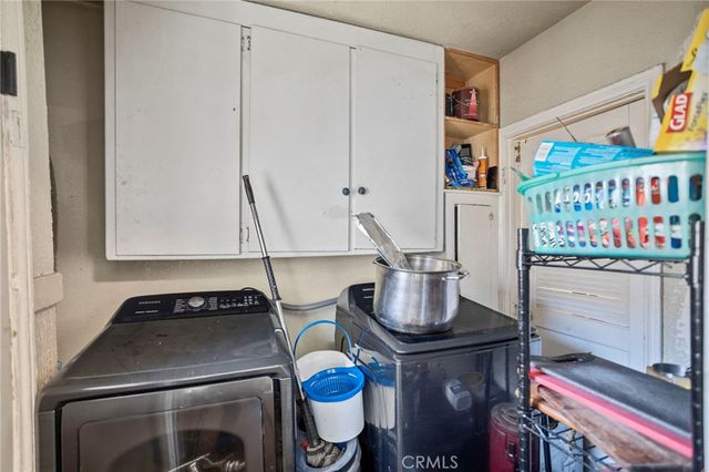 720 E 82nd Street, Los Angeles, CA 90001