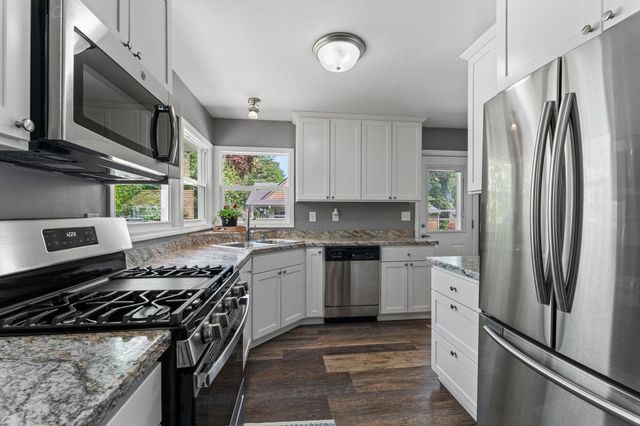 710 Cypress Street S, Cambridge, MN 55008