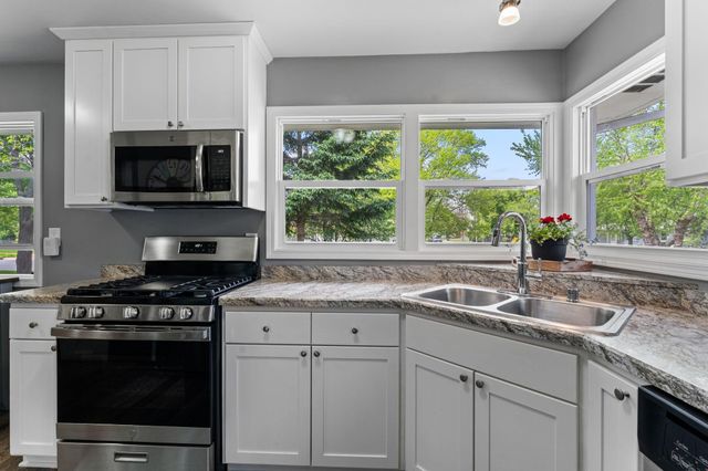 710 Cypress Street S, Cambridge, MN 55008