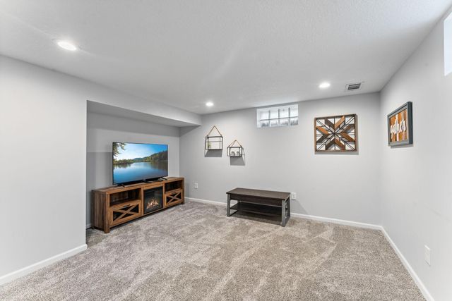 710 Cypress Street S, Cambridge, MN 55008