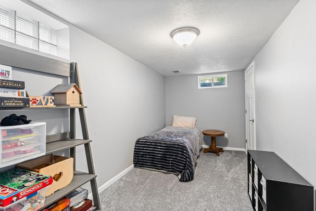 710 Cypress Street S, Cambridge, MN 55008