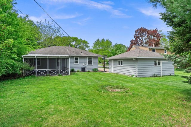 710 Cypress Street S, Cambridge, MN 55008