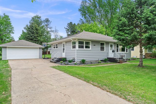 710 Cypress Street S, Cambridge, MN 55008