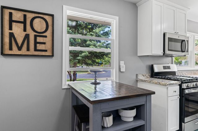 710 Cypress Street S, Cambridge, MN 55008