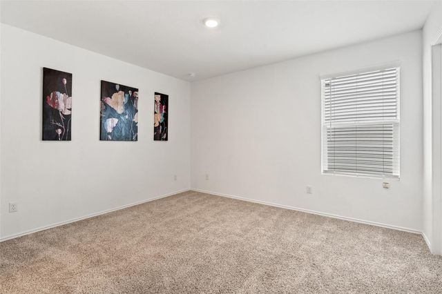 520 Gabbro GDNS, Maxwell, TX 78656