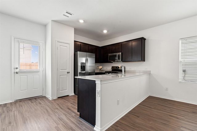 520 Gabbro GDNS, Maxwell, TX 78656
