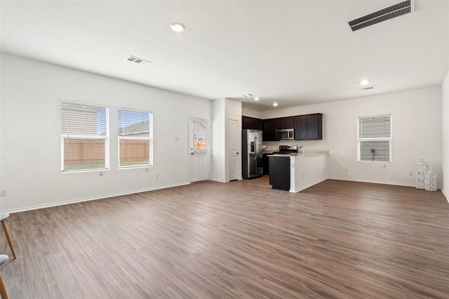 520 Gabbro GDNS, Maxwell, TX 78656