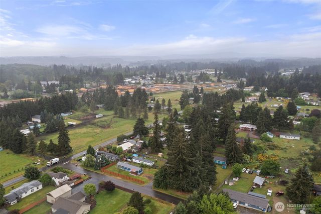 18011 Jordan St, Rochester, WA 98579