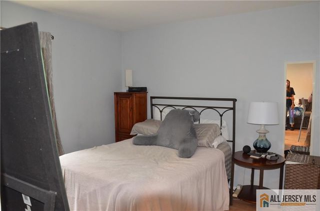 244 Crosspointe Drive 244, East Brunswick, NJ 08816